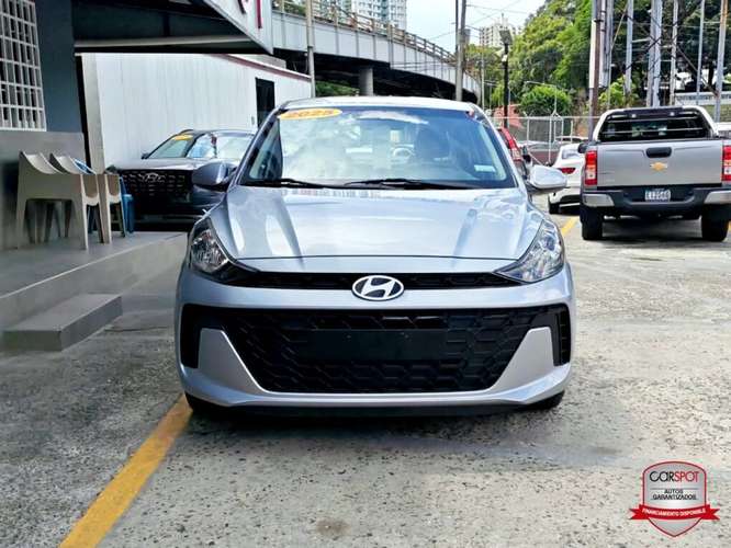 Hyundai Grand i10 2025 Automática EM6532 - Imagen 2
