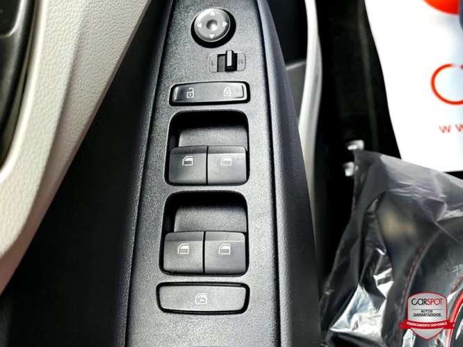 Hyundai Grand i10 2025 Automática EM6532 - Imagen 12