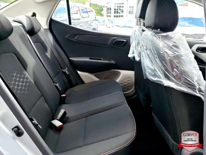 Hyundai Grand i10 2025 Automática EM6532 - Imagen 10