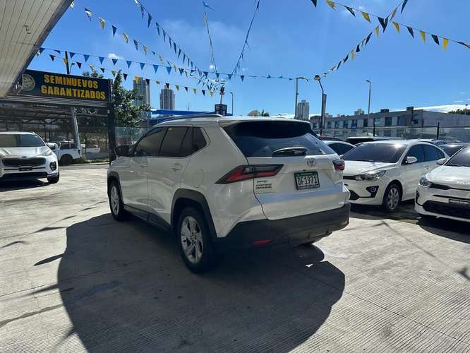 Toyota Yaris Cross 2025