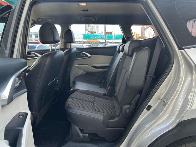 Kia Carens 2025 - Imagen 10
