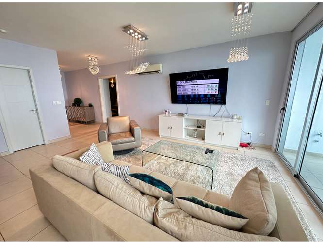 Apartamento amoblado en Oasis Punta Pacífica con vista y balcón - Imagen 2
