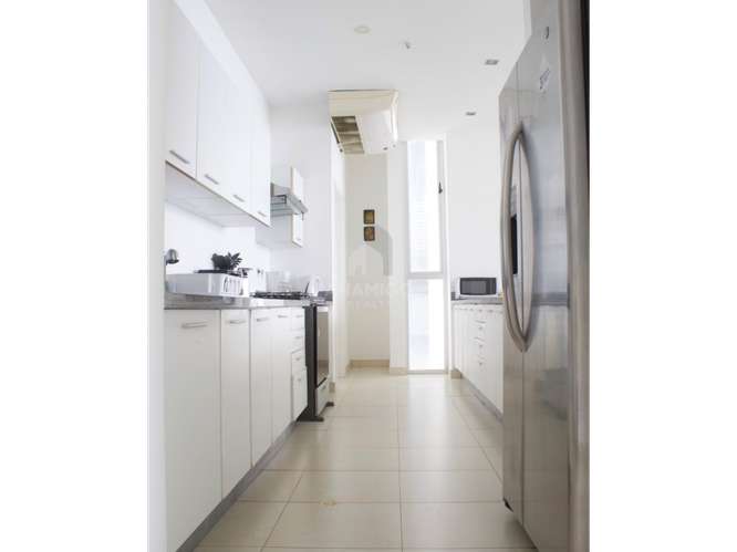Apartamento amoblado en PH Waters on the Bay- Avenida Balboa - Imagen 3