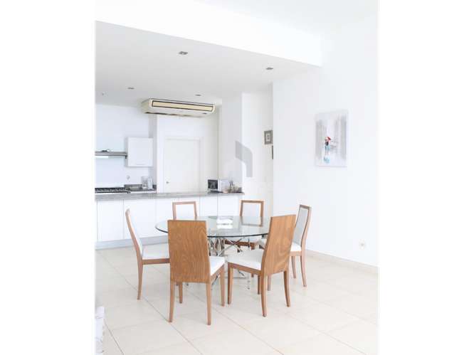 Apartamento amoblado en PH Waters on the Bay- Avenida Balboa - Imagen 2