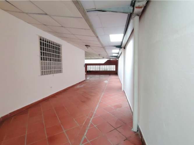 SE VENDE CASA EN VILLA LUCRE - Imagen 3