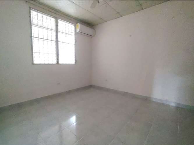 SE VENDE CASA EN VILLA LUCRE - Imagen 11