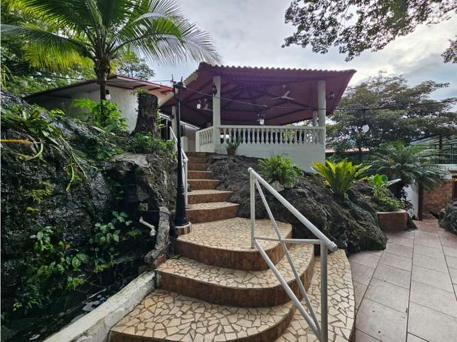 FINCA EN VENTA CON TRES CASAS Y CASA CLUB EN EL ESPAVE - Imagen 16