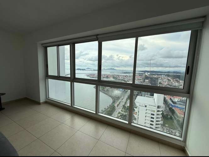 Apartamento de 141 m² en Avenida Balboa - Imagen 5