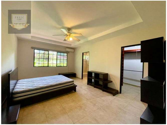 ALQUILER DE CASA CON PISCINA EN ALBROOK - Imagen 14