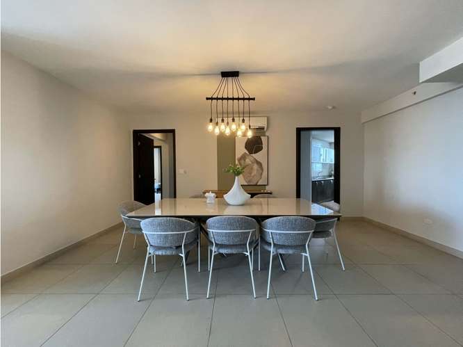 Se vende apartamento En Costa del Este Amoblado LH - Imagen 2
