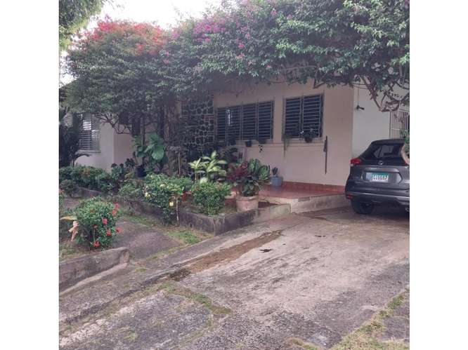 SE VENDE CASA COMERCIAL 1338 M2 EN VILLA ZAITA CON TERRAZA
