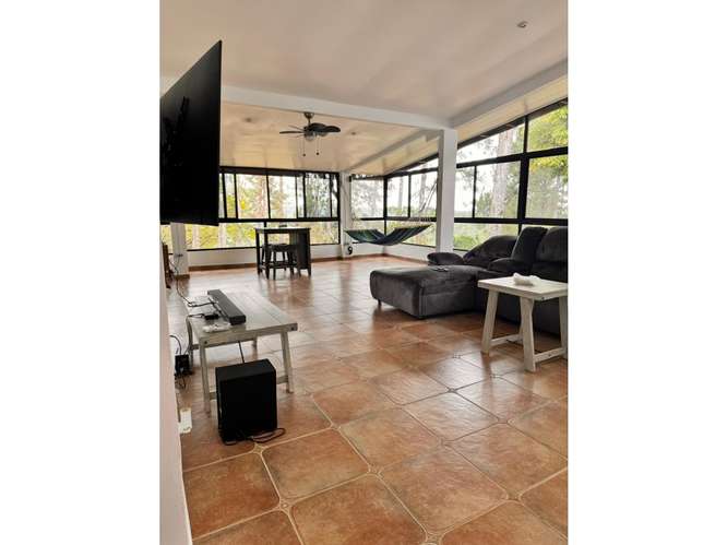 SE VENDE HERMOSA CASA 1700M EN CERRO AZUL EL VIGIA CON LINEA BLANCA - Imagen 14