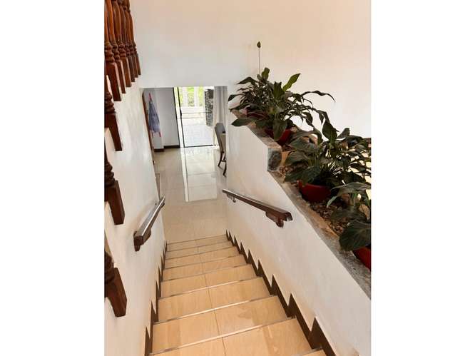 CERRO AZUL / EL VIGIA / 1700 M2 / AMOBLADO / LINEA BLANCA / CASCADA - Imagen 16