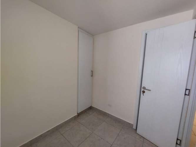 SE ALQUILA APARTAMENTO CONDADO DEL REY COUNTRY CLUB 96M LINEA BLANCA