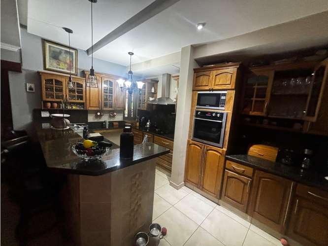 SE VENDE CASA 600M EN VILLA ZAITA VILLAS ALPINAS CON PISCINA PRIVADA - Imagen 7