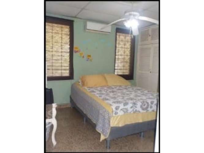 SE VENDE CASA 405 M2 EN LAS CUMBRES CIUDAD BOLIVAR CON TERRAZA - Imagen 7