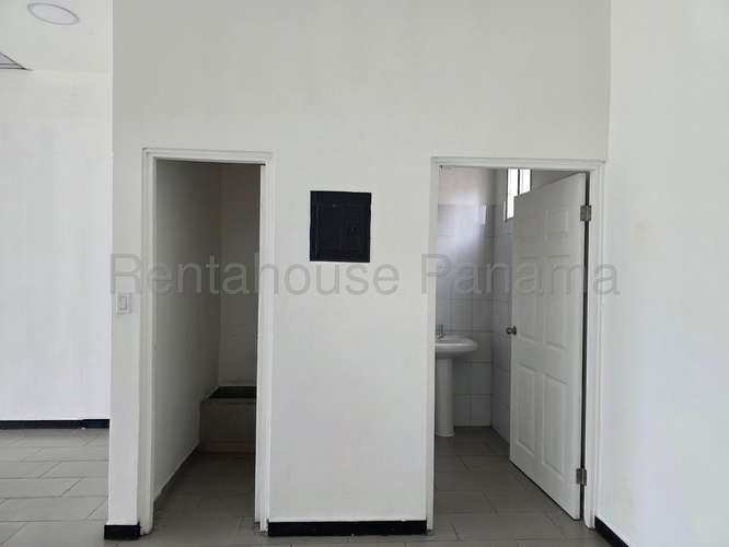 VENTA DE LOCAL EN PARQUE LEFEVRE ESM - Imagen 6
