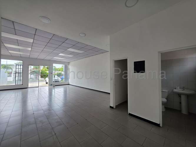 VENTA DE LOCAL EN PARQUE LEFEVRE ESM - Imagen 3