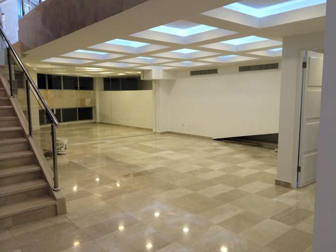 VENTA DE OFICINA EN PUNTA PACIFICA ESM - Imagen 4