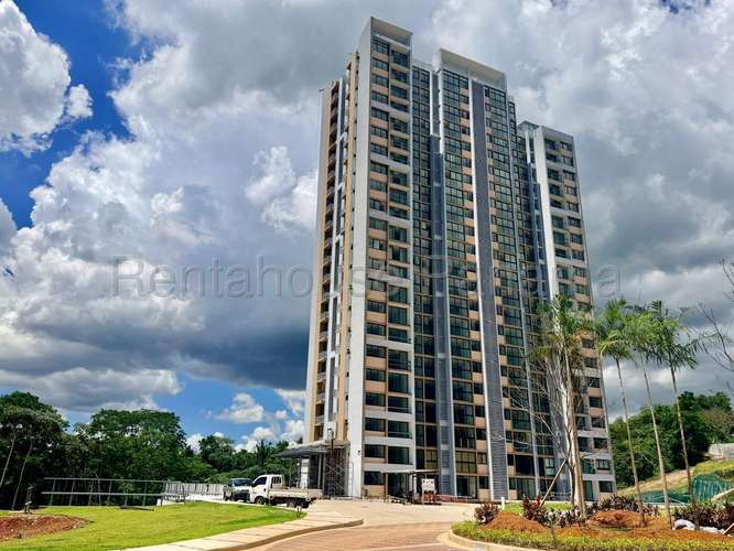 Venta de Apartamento en Brisas Del Golf Ph Panorama 70 Mts PD - Imagen 13