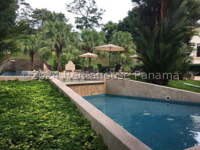 Venta de Casa en Clayton Embassy Club ANL - Imagen 19