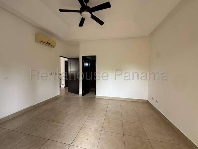 Venta de Casa en Clayton Embassy Club ANL - Imagen 11