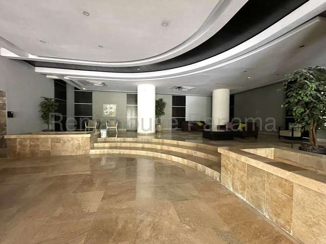 Alquiler de Apartamento Amoblado en Avenida Balboa Ph Destiny EC