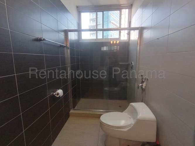 Apartamento en Alquiler en Bella Vista JG
