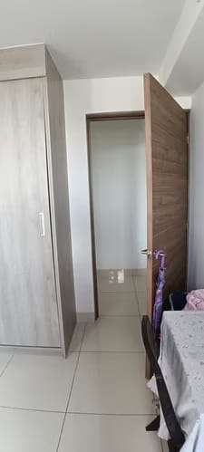 CARRASQUILLA LINEA BLANCA 2 REC 2 BAÑOS $1350