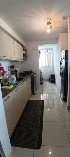 CARRASQUILLA LINEA BLANCA 2 REC 2 BAÑOS $1350