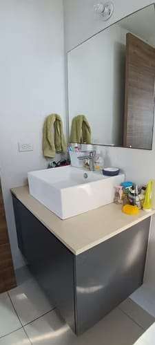 CARRASQUILLA LINEA BLANCA 2 REC 2 BAÑOS $1350