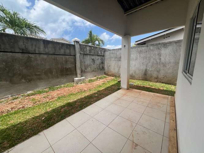 Alquilo amplia casa en playa dorada - Imagen 10