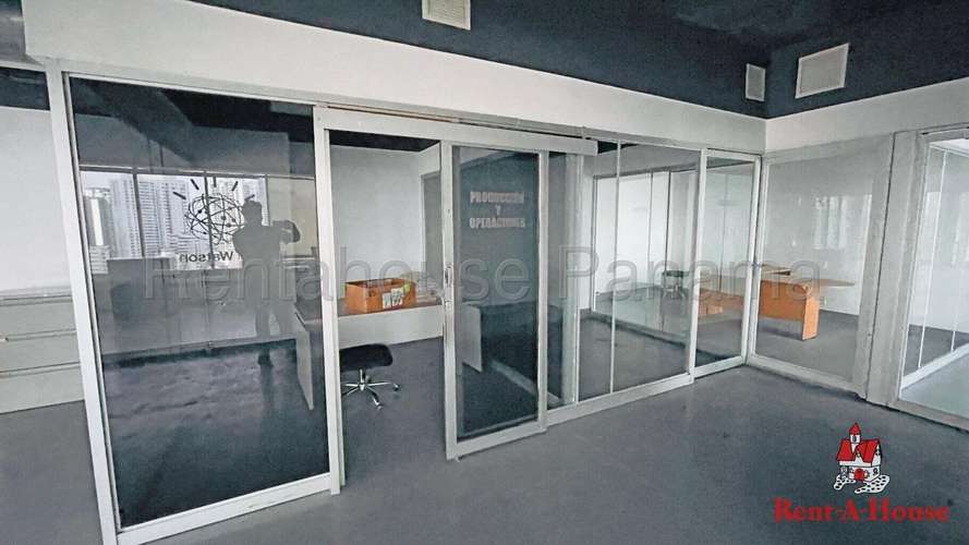 Alquiler de Oficina en Calle 50 | Solo Cliente Directo LFC - Imagen 4