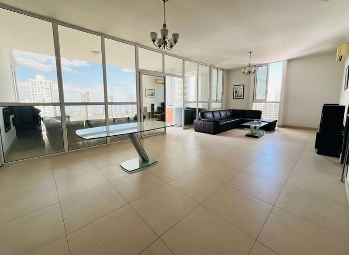 Vendo Apartamento de 115 m² Frente al Parque Omar, San Francisco – 1 recamara, Balcon amplio, $230,000