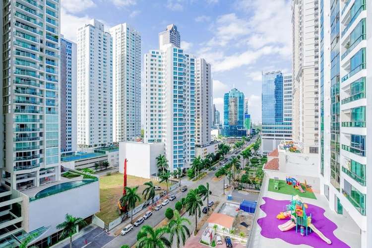 SE ALQUILA LINDO APARTAMENTO EN PH PARKSIDE, COSTA DEL ESTE