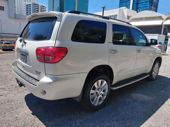 TOYOTA SEQUOIA FULL EXTRA 2017  - Imagen 3
