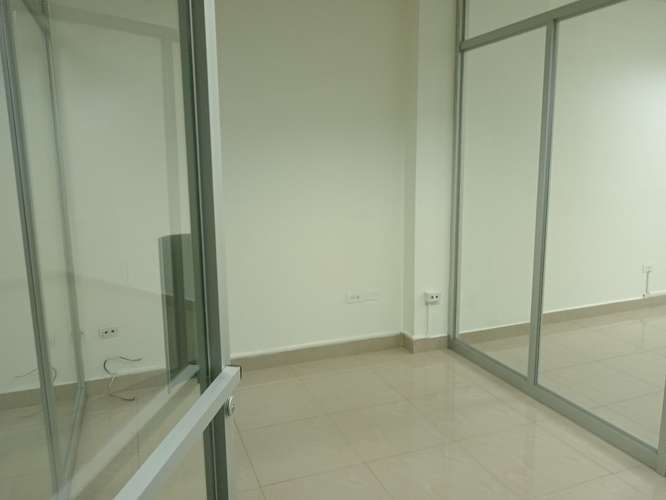 ALQUILER DE OFICINA EN PH OFFICE ONE PANAMÁ EN OBARRIO  - Imagen 3