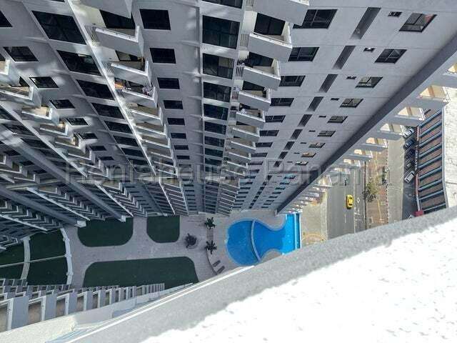 Apartamento en Alquiler en Via España 27AECC3173