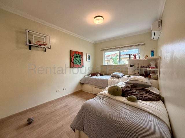 SE VENDE DUPLEX CON REMODELACIONES UBICADO EN COSTA DEL ESTE 27-631/GMB - Imagen 5