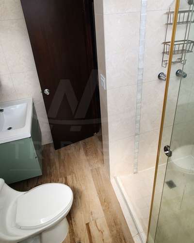 Apartamento de 3 dormitorios con terraza en Calle 50, Ciudad de Panamá - Imagen 8