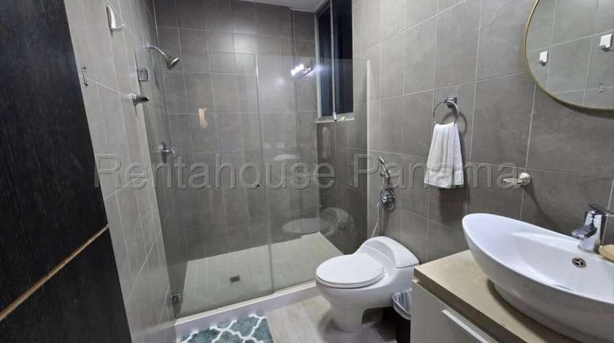 Alquilo Apartamento de 94.92m2 en San Francisco Ph Harmony tower 27-3155SRZ