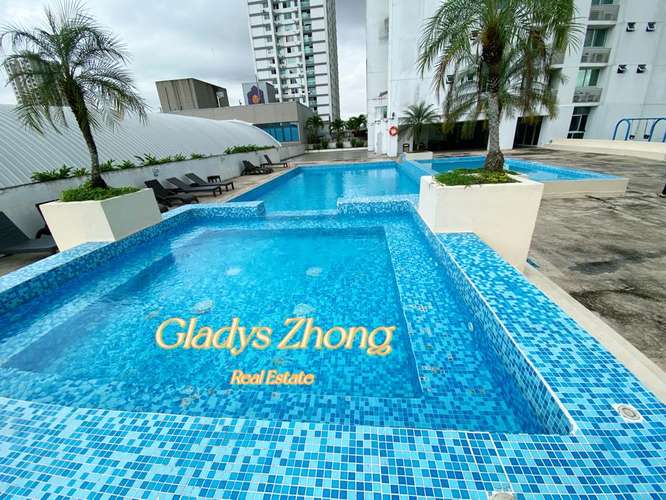 SE ALQUILA APARTAMENTO EN PH KINGS PARK – CONDADO DEL REY