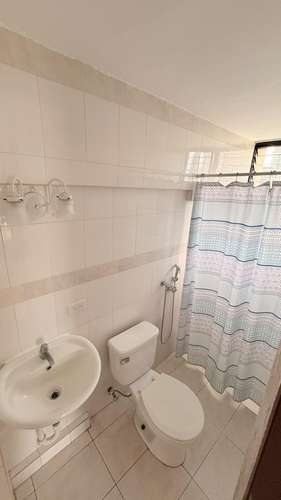 ALQUILER DE APARTAMENTO /AMOBLADO/ AVENIDA BALBOA