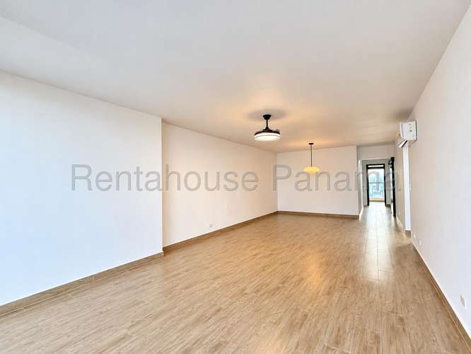 Alquilo Apartamento de 155m2 en San Francisco Marina Plaza 27-3149SRZ