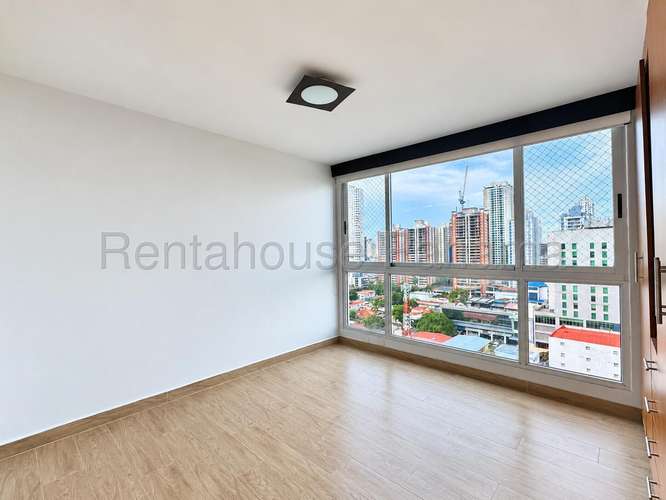Alquilo Apartamento de 155m2 en San Francisco Marina Plaza 27-3149SRZ