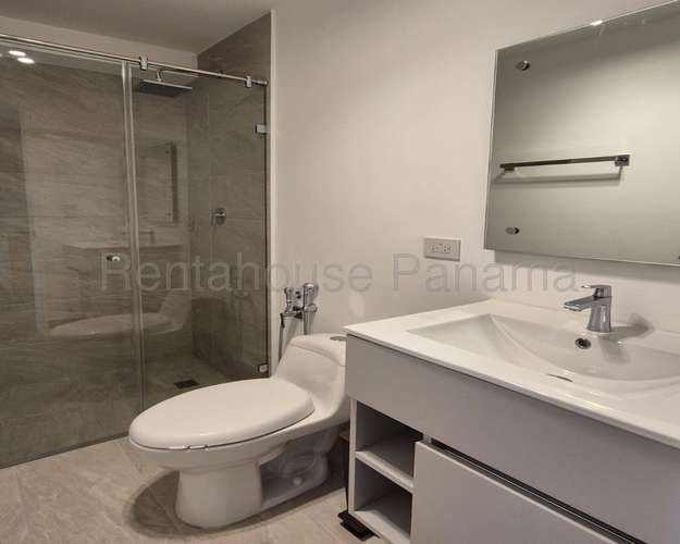 Se Alquila Apartamento en Bellavista LA27-3166