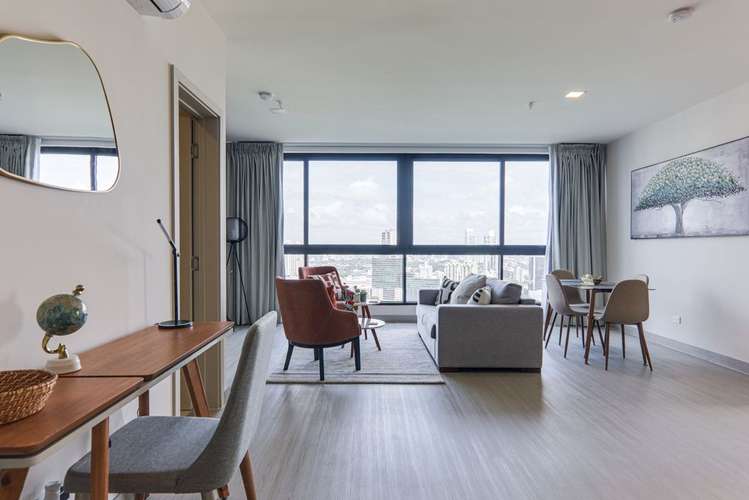 Apartamento de Esquina Amueblado de 1 Recámara en Alquiler – Arcadia del Este