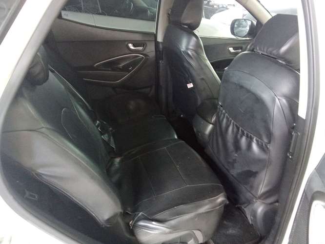 Hyundai santa Fe 2013 Remate como está  - Imagen 5