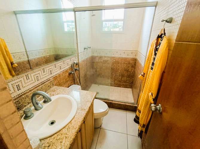 Apartamento en alquiler de 3 recámaras con línea blanca en Punta Pacífica