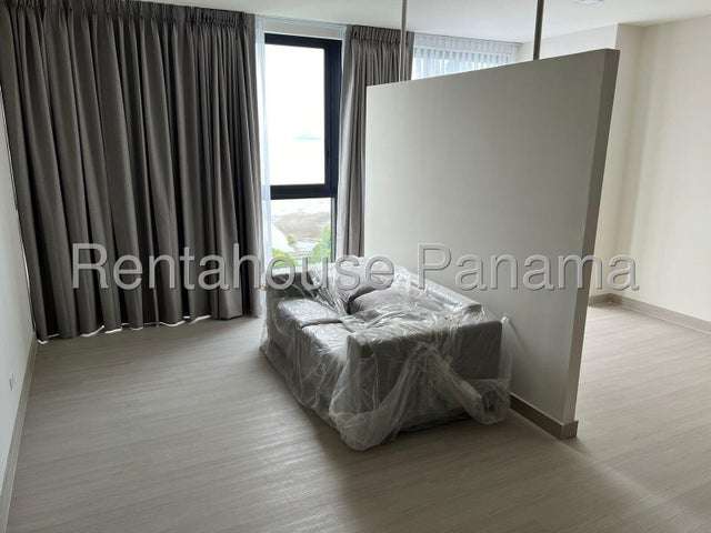 Alquiler de apartamento amoblado en Arcadia, Costa del Este*